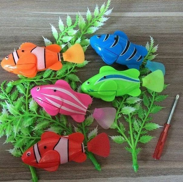 Интерактивная игрушка рыбка робот для аквариума на батарейках Robofish Роборыбка 1435998122 фото