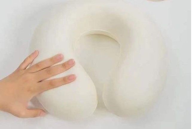 Подушка для путешествий Memory foam с кнопкой Зеленая Ol-04 фото